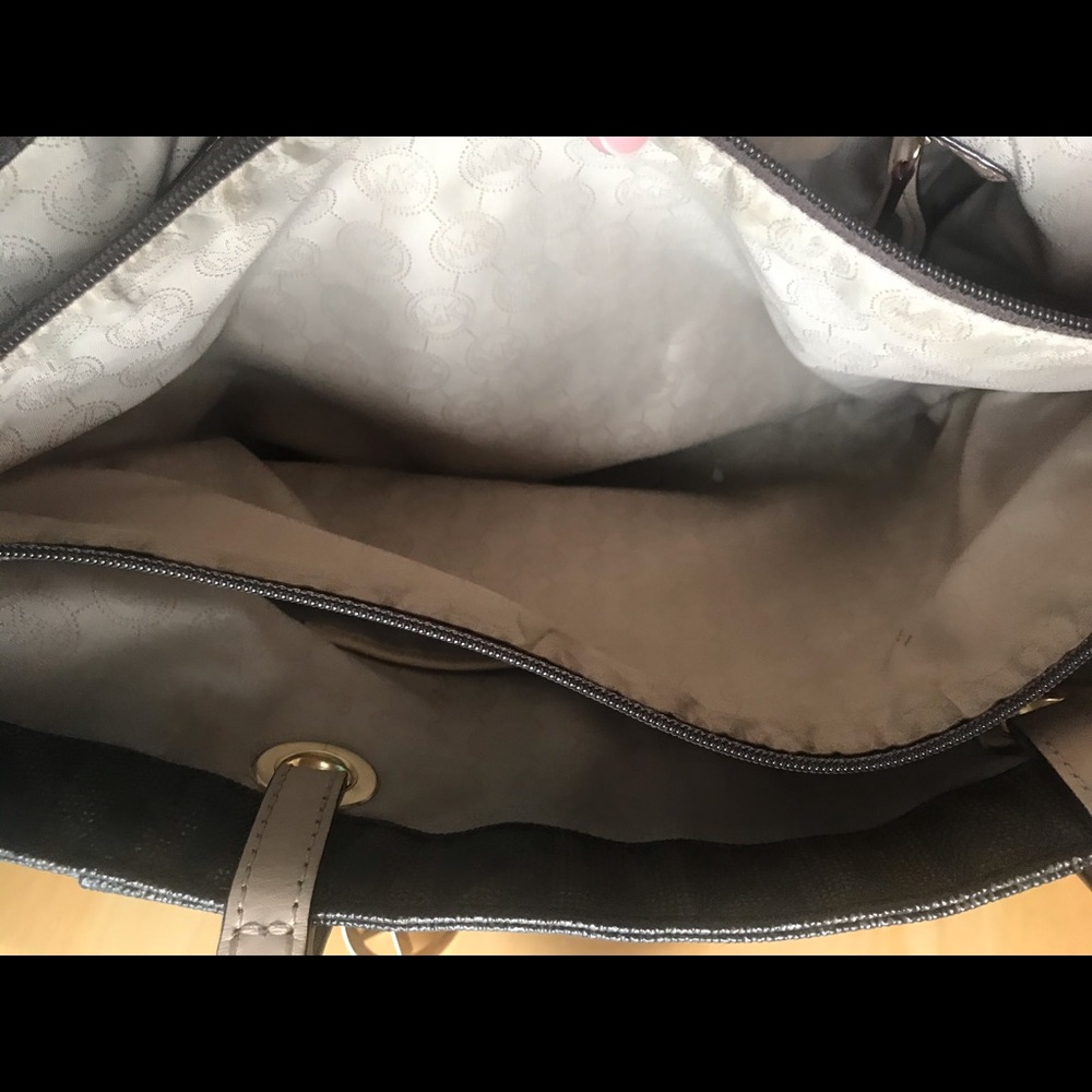 Authentic Michael Kors tote